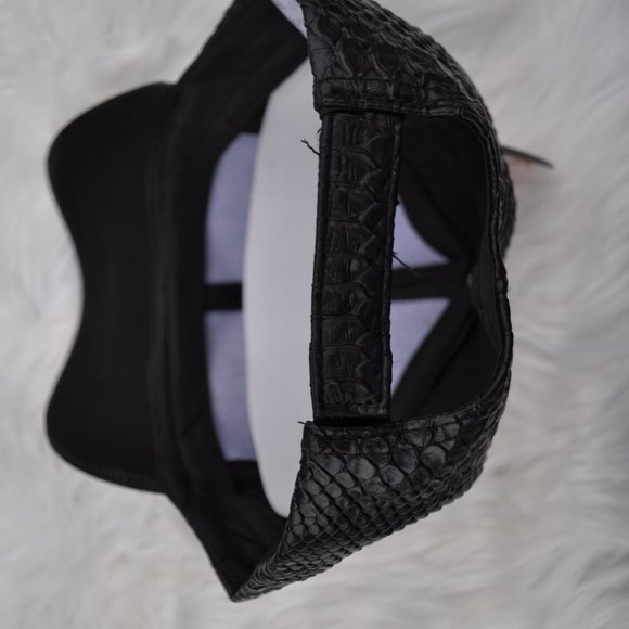 Cap Leather Snake design Adult Size Adjustable Hook and Loop closure Mens/Womens - Picture 6 of 7